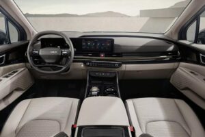 Kia-Carnival-Hi-Limousine-6