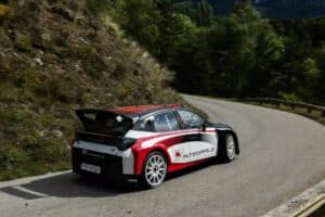 Lancia-Ypsilon-Rally2-HF-Integrale-2-2048×1366