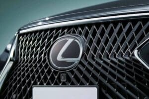 Lexus-LS-Japan-3-2048×1479