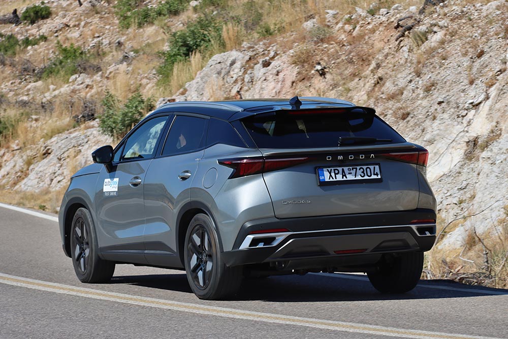 https://cdn.autogreeknews.gr/wp-content/uploads/2025/09/Omoda-5-1.6-TGDI-147-PS-7DCT-24.jpg