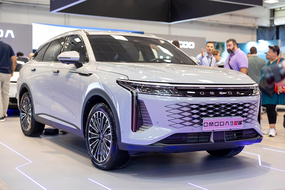 https://cdn.autogreeknews.gr/wp-content/uploads/2025/09/Omoda-9-11.jpg