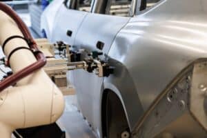 P90617941_lowRes_bmw-group-plant-debr (1)