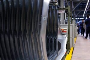 P90618033_lowRes_bmw-group-plant-debr (1)