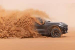 Porsche-Cayenne-Electric-Prototype-(1)