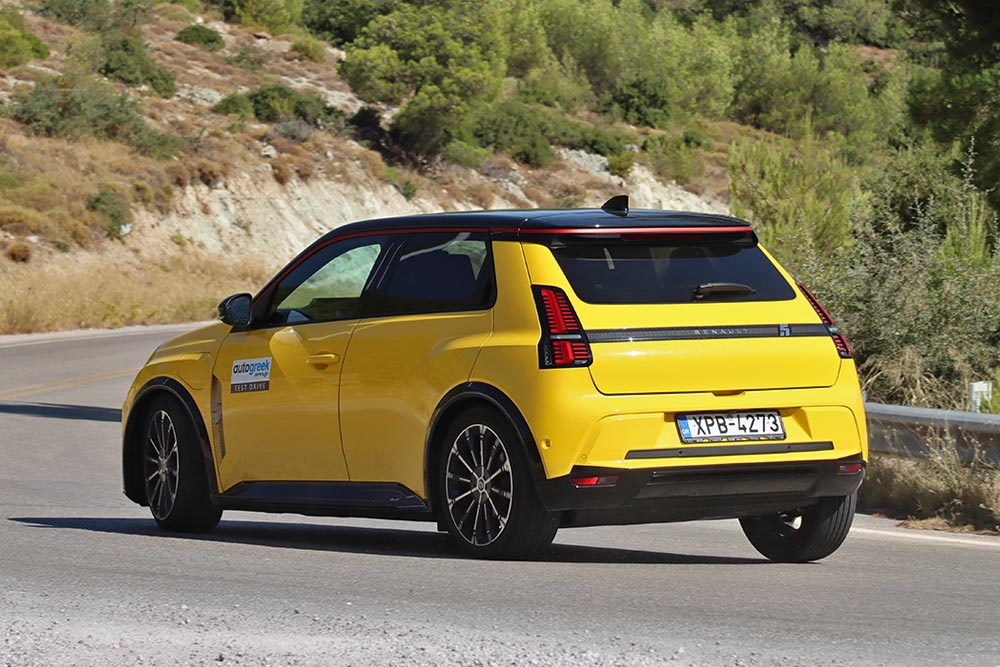 https://cdn.autogreeknews.gr/wp-content/uploads/2025/09/Renault-5-E-Tech-150-PS-31.jpg