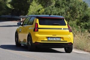 Renault 5 E-Tech 150 PS (35)