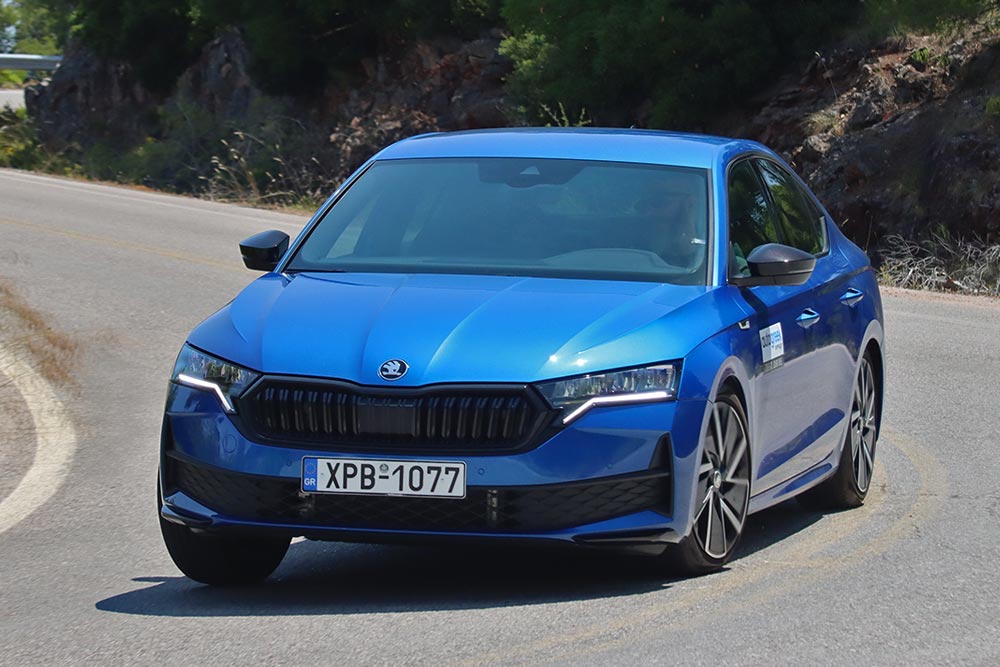 https://cdn.autogreeknews.gr/wp-content/uploads/2025/09/Skoda-Octavia-1.5-TSI-150-PS-2025-10.jpg