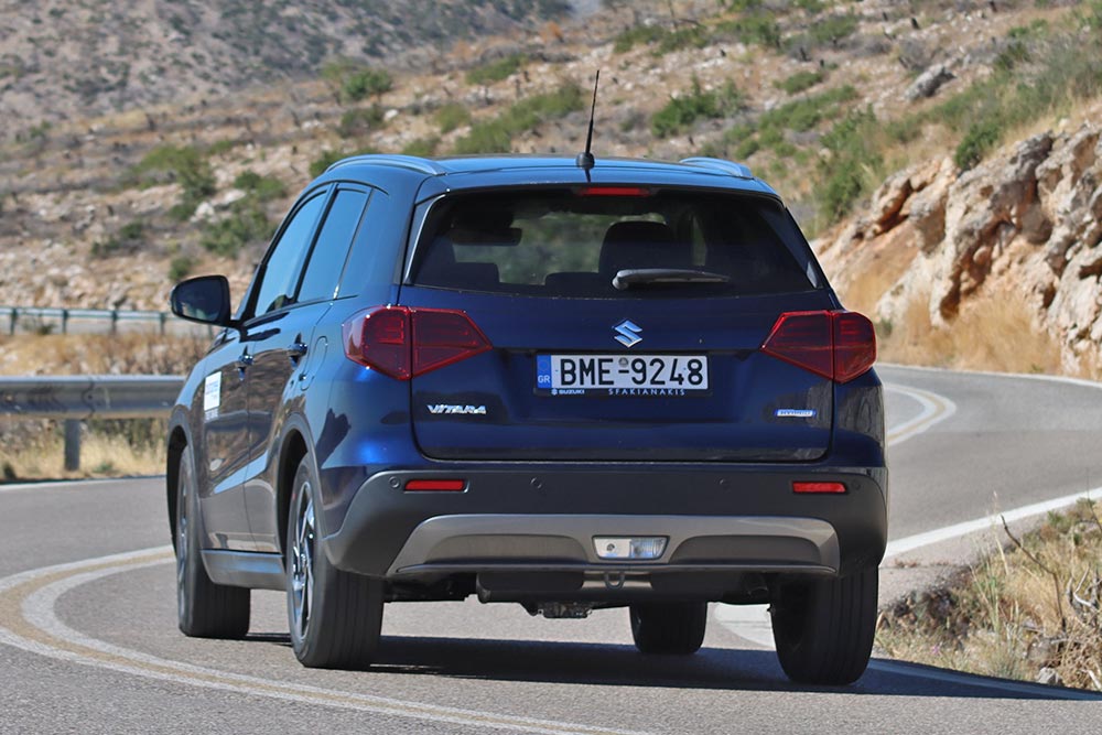 https://cdn.autogreeknews.gr/wp-content/uploads/2025/09/Suzuki-Vitara-1.4-Boosterjet-110-hp-4WD-13.jpg