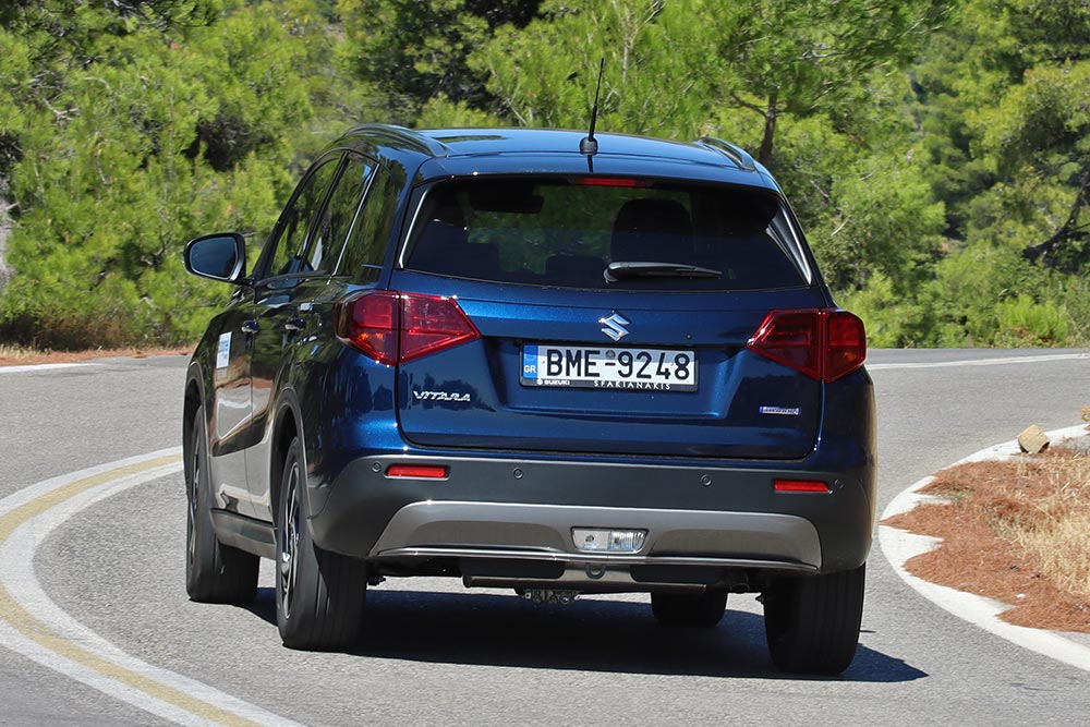 https://cdn.autogreeknews.gr/wp-content/uploads/2025/09/Suzuki-Vitara-1.4-Boosterjet-110-hp-4WD-15.jpg