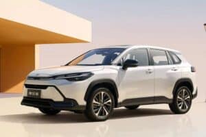 Toyota-Frontlander-1