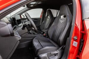 VW Tiguan 1.5 eHybrid 204PS DSG R-Line (26)