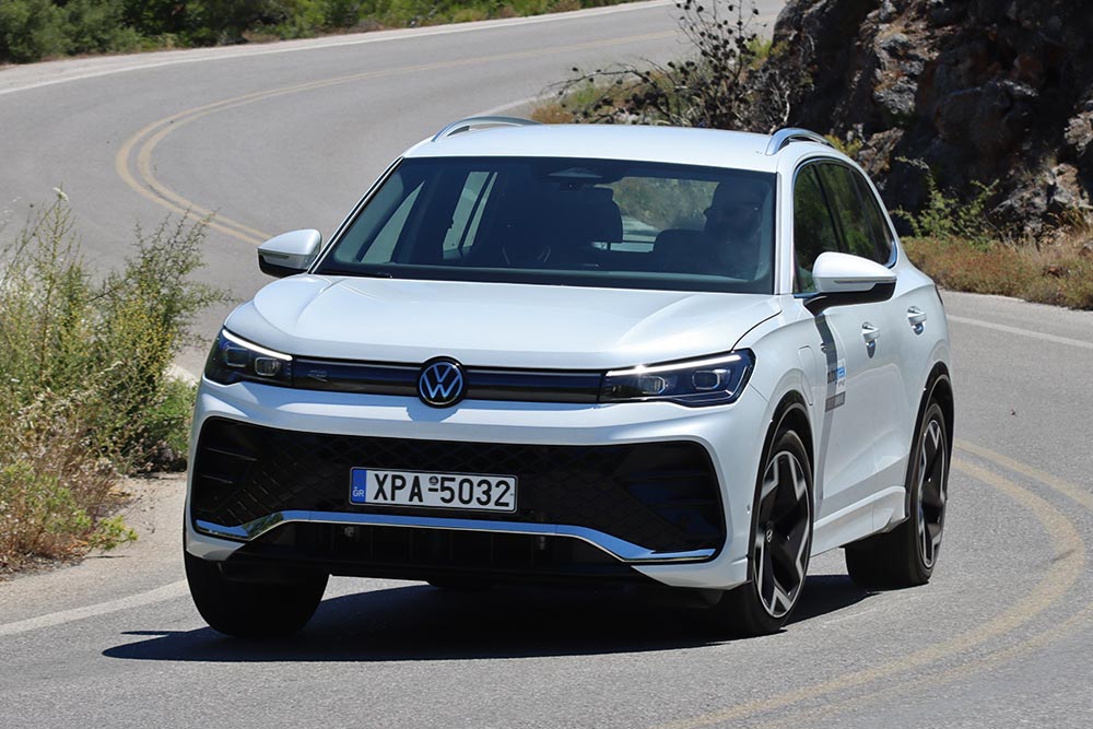 https://cdn.autogreeknews.gr/wp-content/uploads/2025/09/VW-Tiguan-1.5-eHybrid-204PS-DSG-R-Line-5.jpg