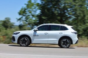 VW Tiguan 1.5 eHybrid 204PS DSG R-Line (7)