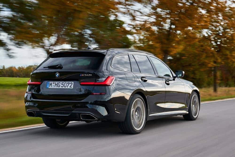 https://cdn.autogreeknews.gr/wp-content/uploads/2025/09/bmw-updates-m-performance-b58-engine-new-variant-b-1.jpg