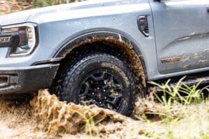 ford everest tremor 09