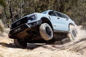 ford everest tremor