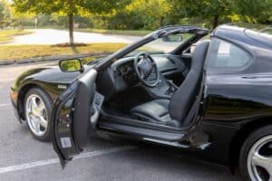 man-moves-sells-his-1997-toyota-supra-for-an-unbel (5)