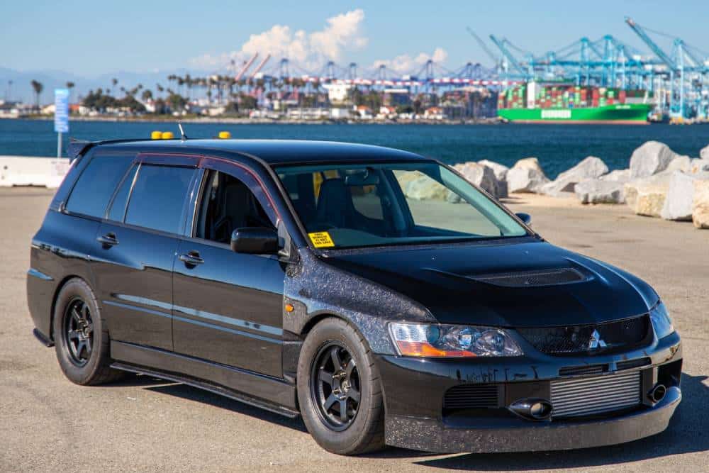 https://cdn.autogreeknews.gr/wp-content/uploads/2025/09/mitsubishi-evo-wagon-917whp-08.jpg