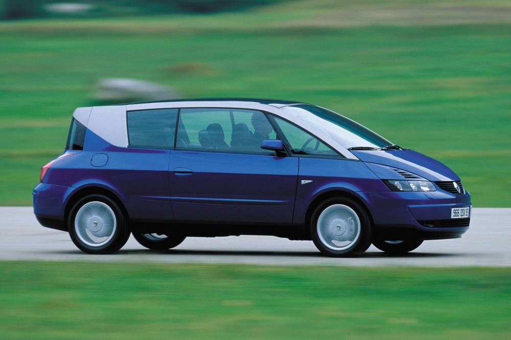 https://cdn.autogreeknews.gr/wp-content/uploads/2025/09/renault_avantime_333.jpg