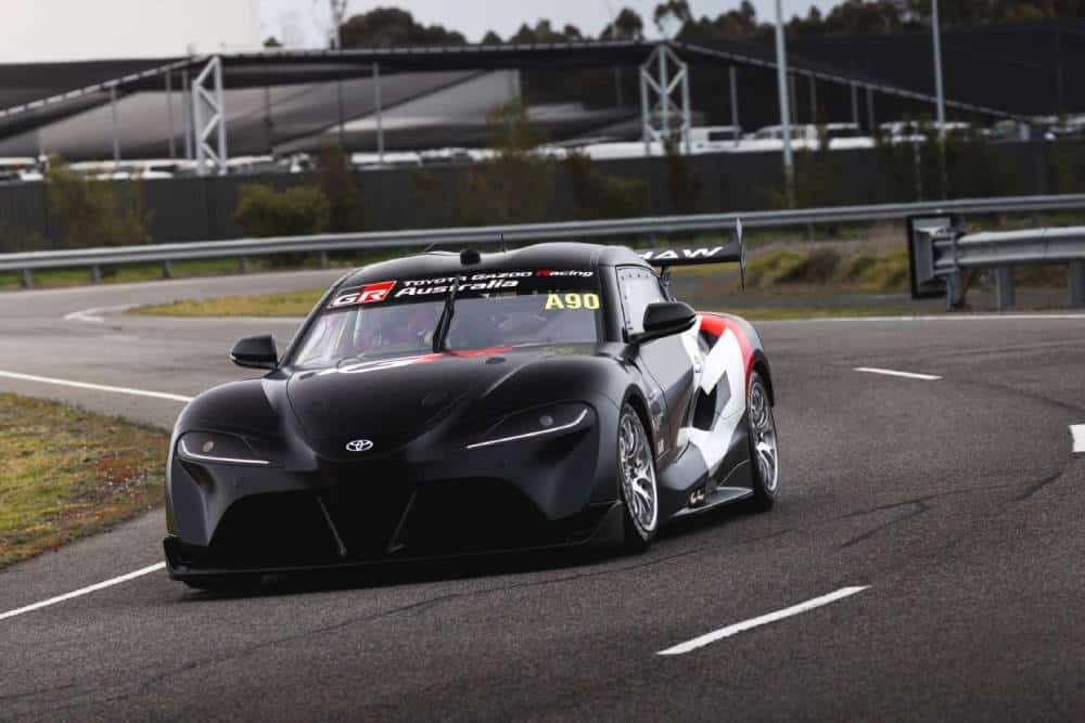 Η Toyota Supra αποκτά V8 και βρυχάται (+video)