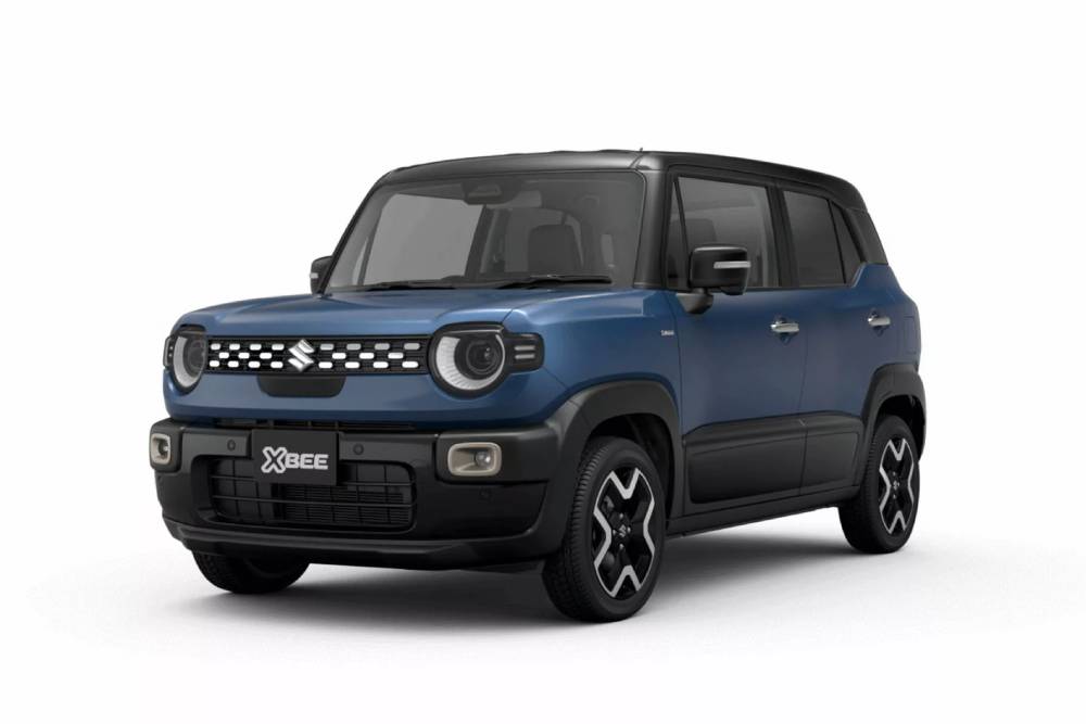 https://cdn.autogreeknews.gr/wp-content/uploads/2025/10/2025-Suzuki-XBee-8a-2048x1412-1.jpg