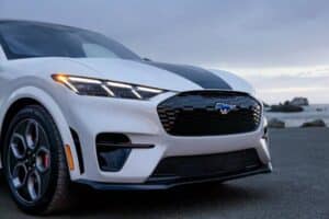 2026-Ford-Mustang-Mach-E-GT-California-Special-101 (4)