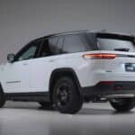 2026-Jeep-Grand-Cherokee-1027-10