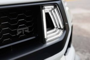 2026-mustang-ecoboost-with-the-rtr-package (12)