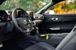 2026-mustang-ecoboost-with-the-rtr-package (15)