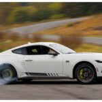 2026-mustang-ecoboost-with-the-rtr-package (2)