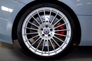 BMW-333i-Homage-1009-4-2048×1366