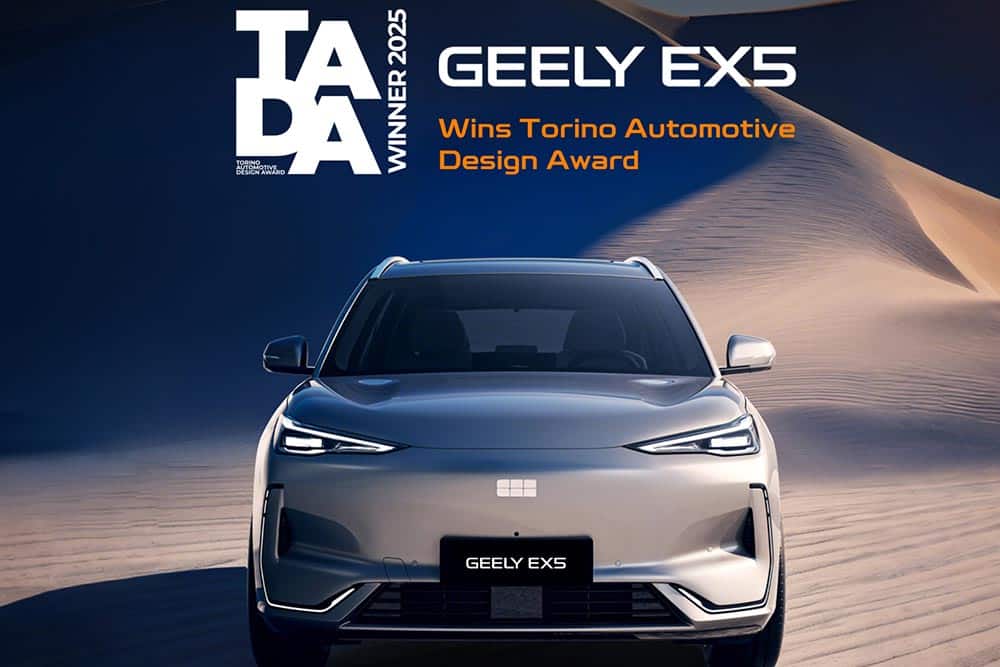 https://cdn.autogreeknews.gr/wp-content/uploads/2025/10/Geely-EX5-TADA-Award.jpg