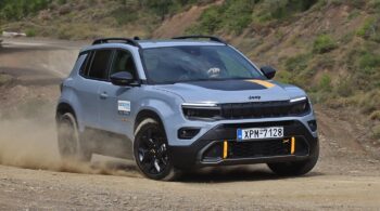 Δοκιμή Jeep Avenger 4xe 1.2 145 HP