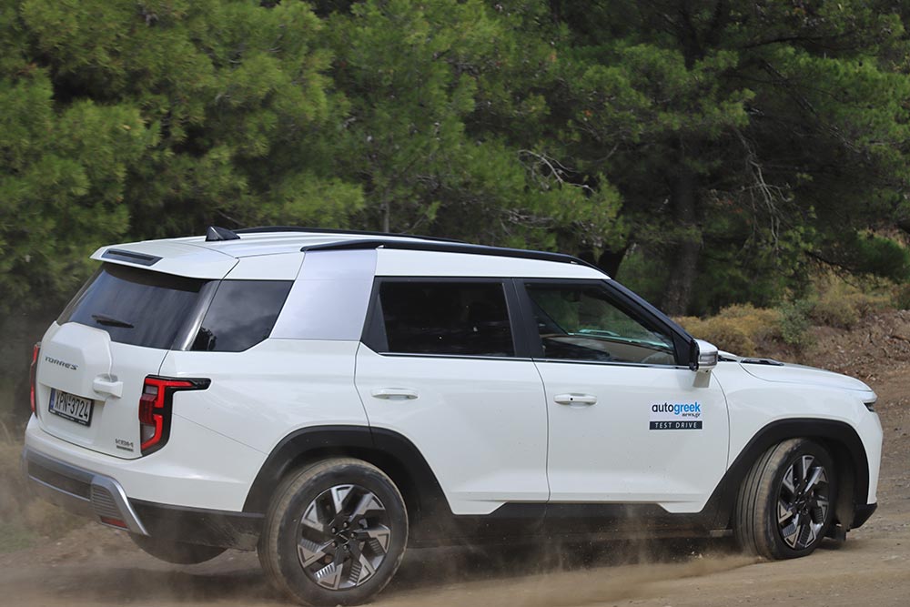https://cdn.autogreeknews.gr/wp-content/uploads/2025/10/KGM-Torres-Hybrid-17.jpg