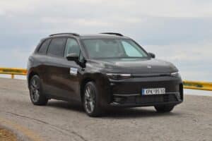 Leapmotor C10 REEV (10)