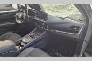 Nissan-Qashqai-crashed-(2)