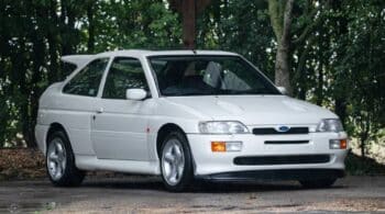 Λαμπερό Ford Escort Cosworth «του γάλακτος»