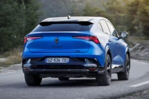 Renault-Rafale-kinisi