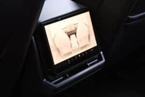 Tesla-Cybertruck-CarsBids-00030-2048×1364