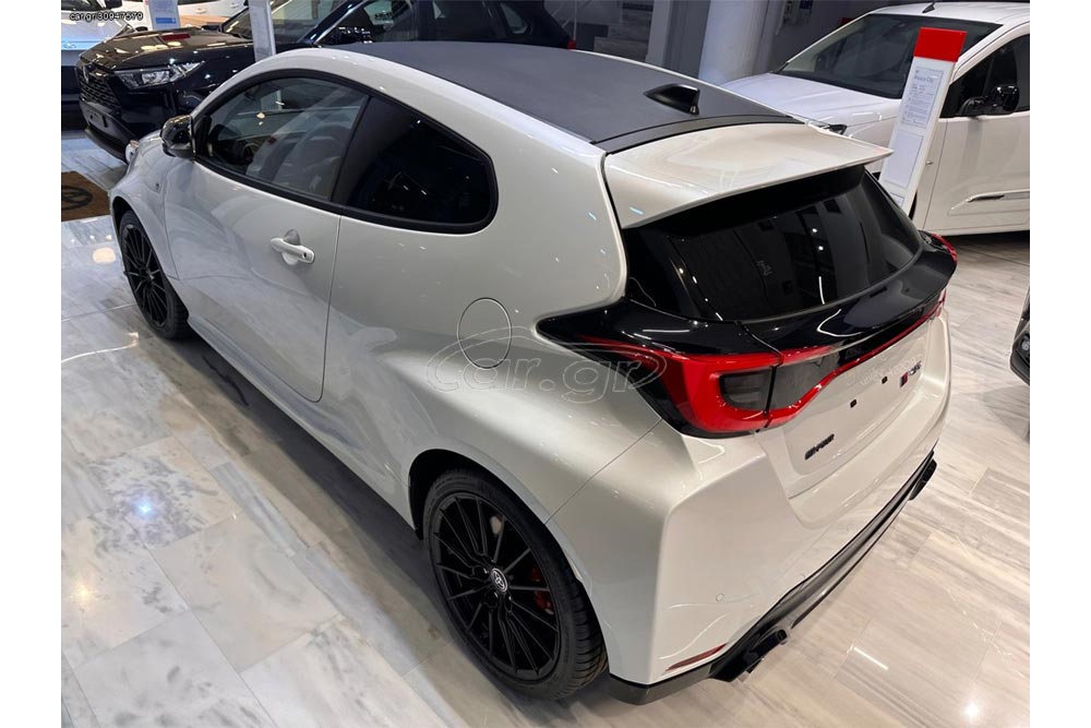 https://cdn.autogreeknews.gr/wp-content/uploads/2025/10/Toyota-GR-Yaris-2025-4.jpg