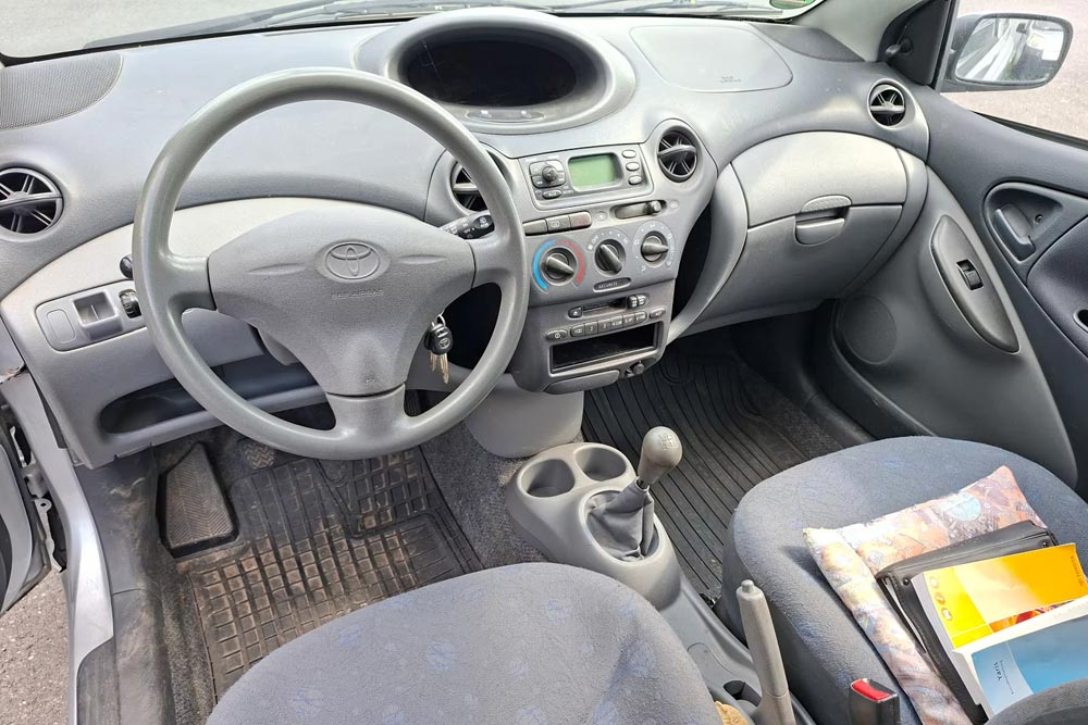Toyota Yaris του 2001 με 39.000 χλμ. για 1.999 ευρώ