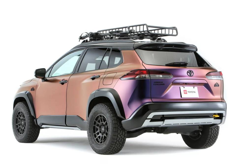 https://cdn.autogreeknews.gr/wp-content/uploads/2025/10/Toyota_Corolla_Cross_Nasu_Edition_SEMA_2025-2-2048.jpg