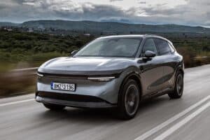 Οδηγούμε το νέο πολυτελές SUV Zeekr 7X