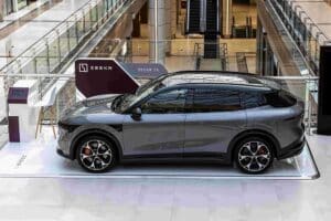 Zeekr 7X The Mall Athens (4)