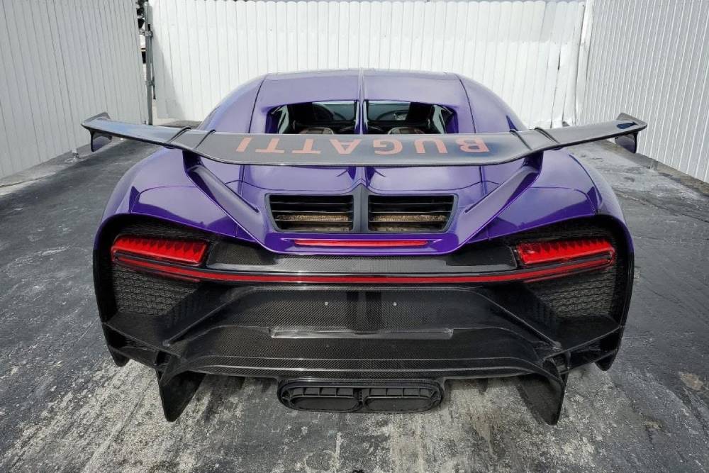 https://cdn.autogreeknews.gr/wp-content/uploads/2025/10/chiron-pur-sport-wreck-06.jpg
