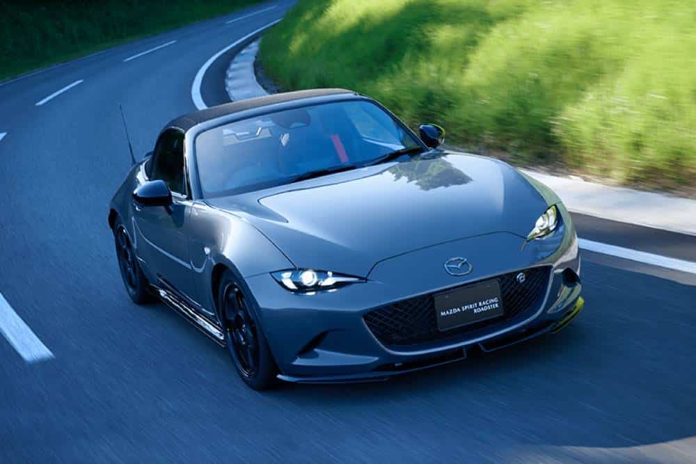 https://cdn.autogreeknews.gr/wp-content/uploads/2025/10/mazda-mx-5-spirit-racing-03.jpg