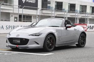 mazda mx-5 spirit racing 04