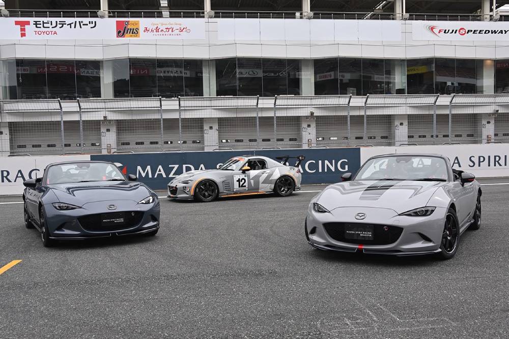 https://cdn.autogreeknews.gr/wp-content/uploads/2025/10/mazda-mx-5-spirit-racing-10.jpg