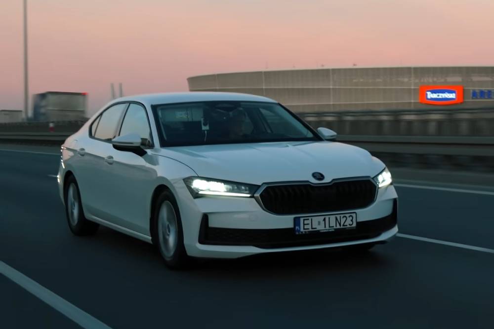 Ντίζελ Skoda Superb έκανε 2.831 χλμ. με ένα γέμισμα! (+video)