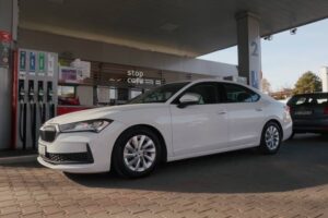 skoda superb tdi guinness record